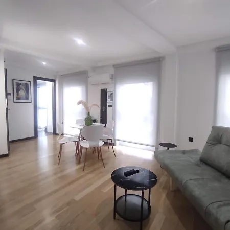 公寓 1b. Estudio Muy Luminoso En El Corazon Del Tapeo. 奥伦塞